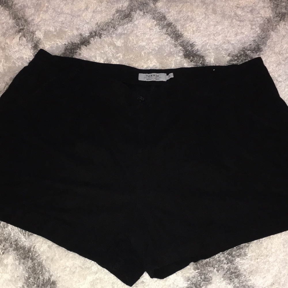Torrid 24 Shorts (PLUS SIZE)